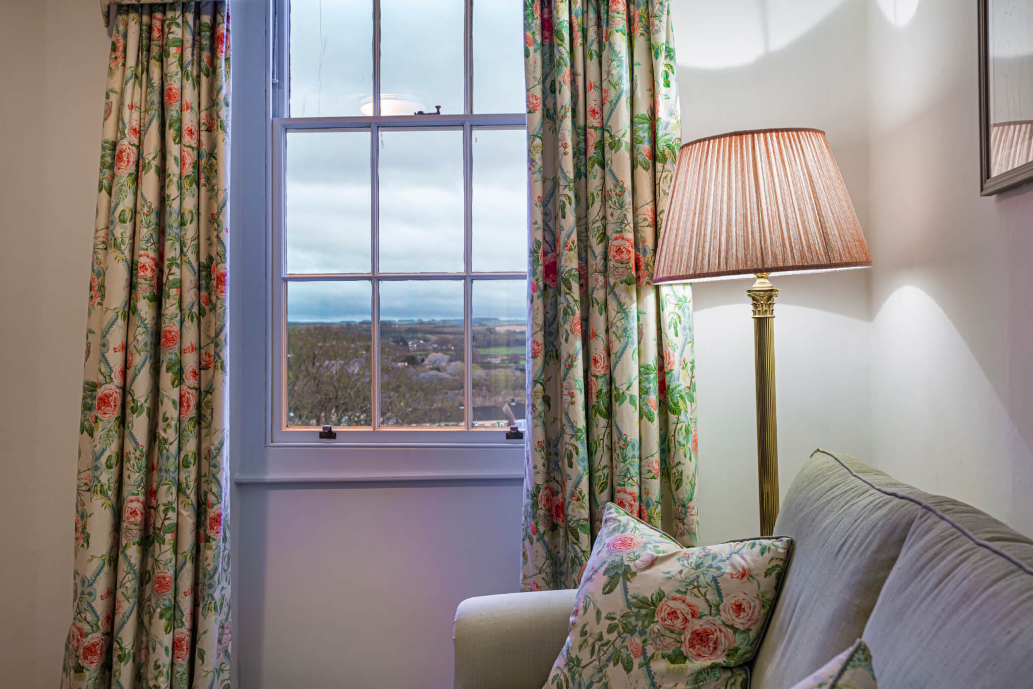 Deluxe 4 Poster Suite Hotel Malton 3 scaled